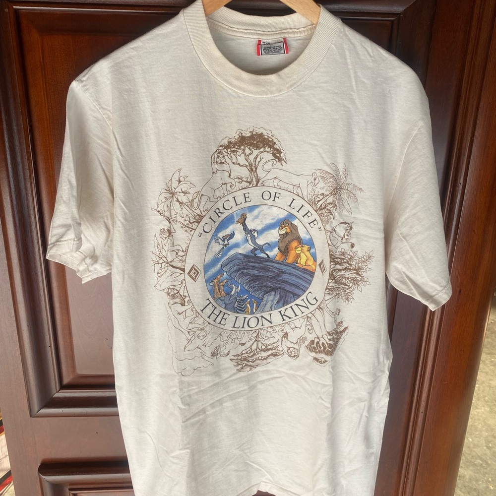 90’s Disney Designs The Lion King Circle Of Life graphic tshirt made in U.S.A.